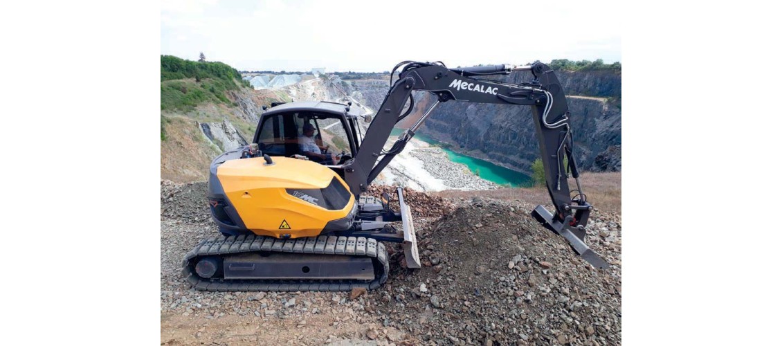 Mecalac 15MC – лидерът в градското строителство